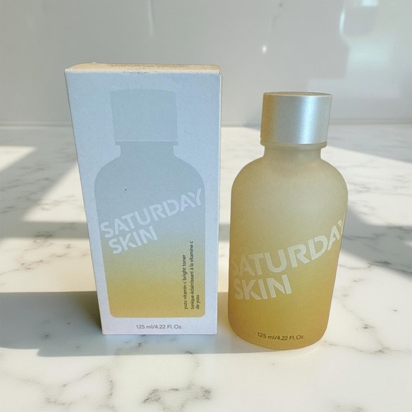 🍊🍊Saturday Skin 7 Peptide Vitamin C Bright Toner - Picture 1 of 3